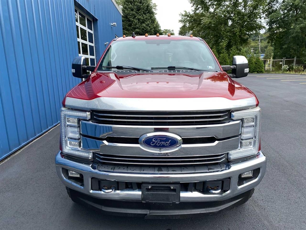 Ford F-250 SD Lariat Crew Cab 4WD 2019