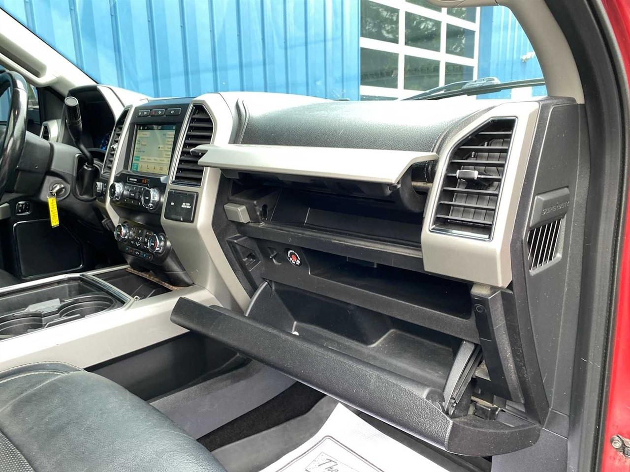 Ford F-250 SD Lariat Crew Cab 4WD 2019