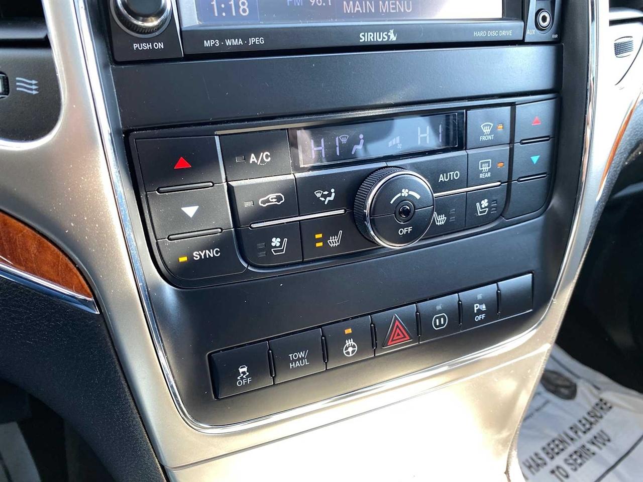 Jeep Grand Cherokee Overland 4WD 2012