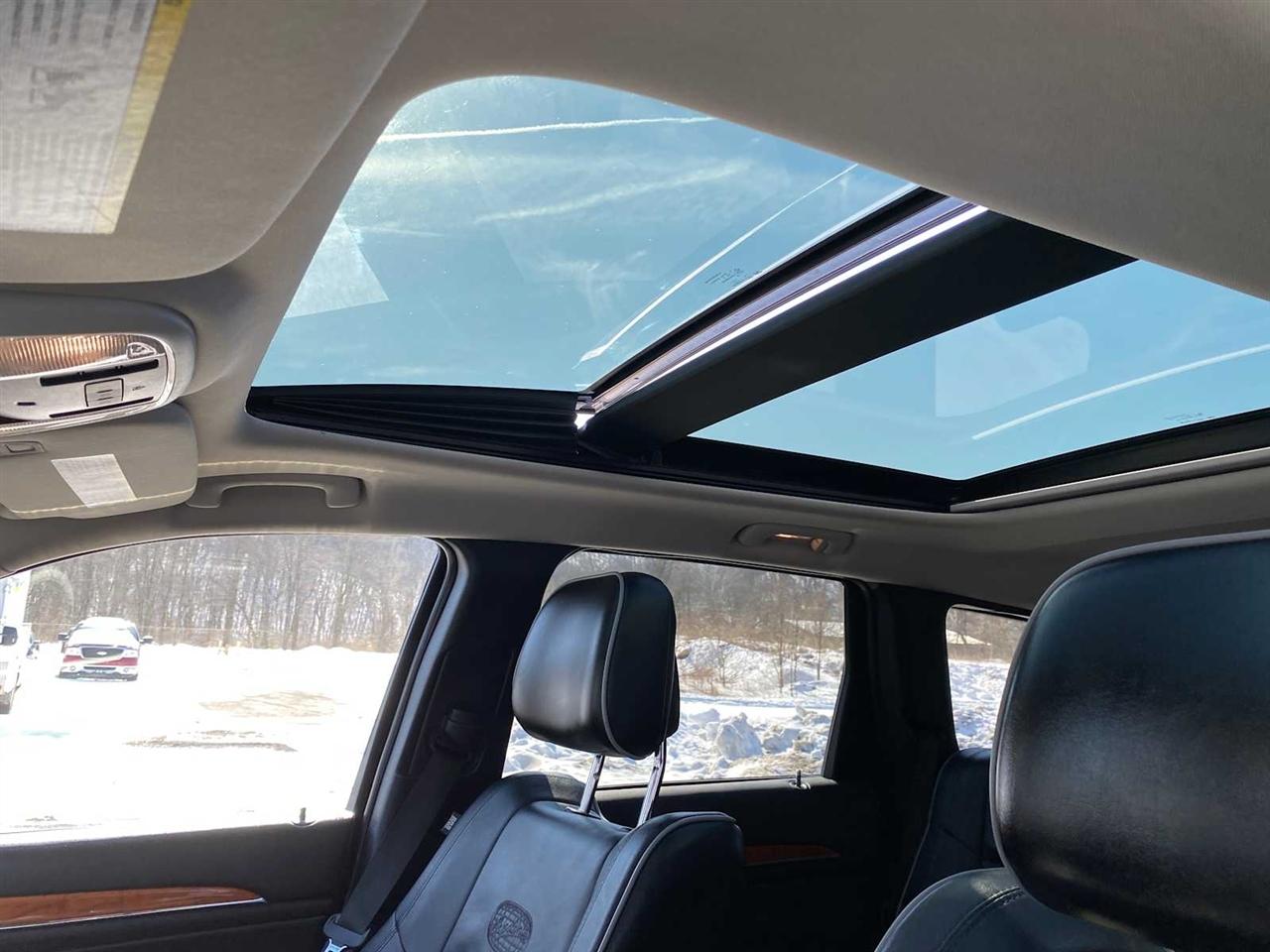 Jeep Grand Cherokee Overland 4WD 2012