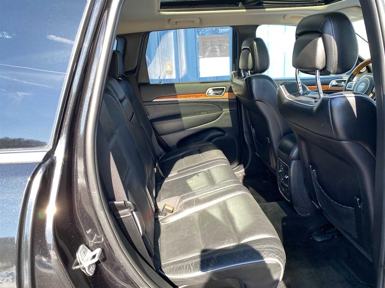 Jeep Grand Cherokee Overland 4WD 2012