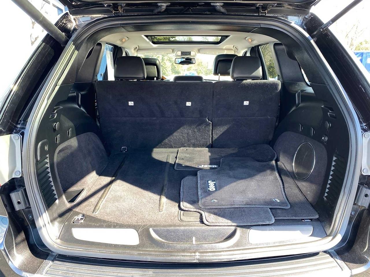 Jeep Grand Cherokee Overland 4WD 2012