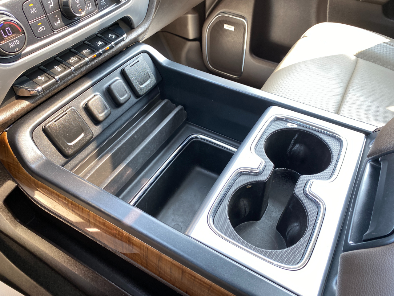 GMC Sierra 1500 SLT Crew Cab Short Bed 4WD 2018