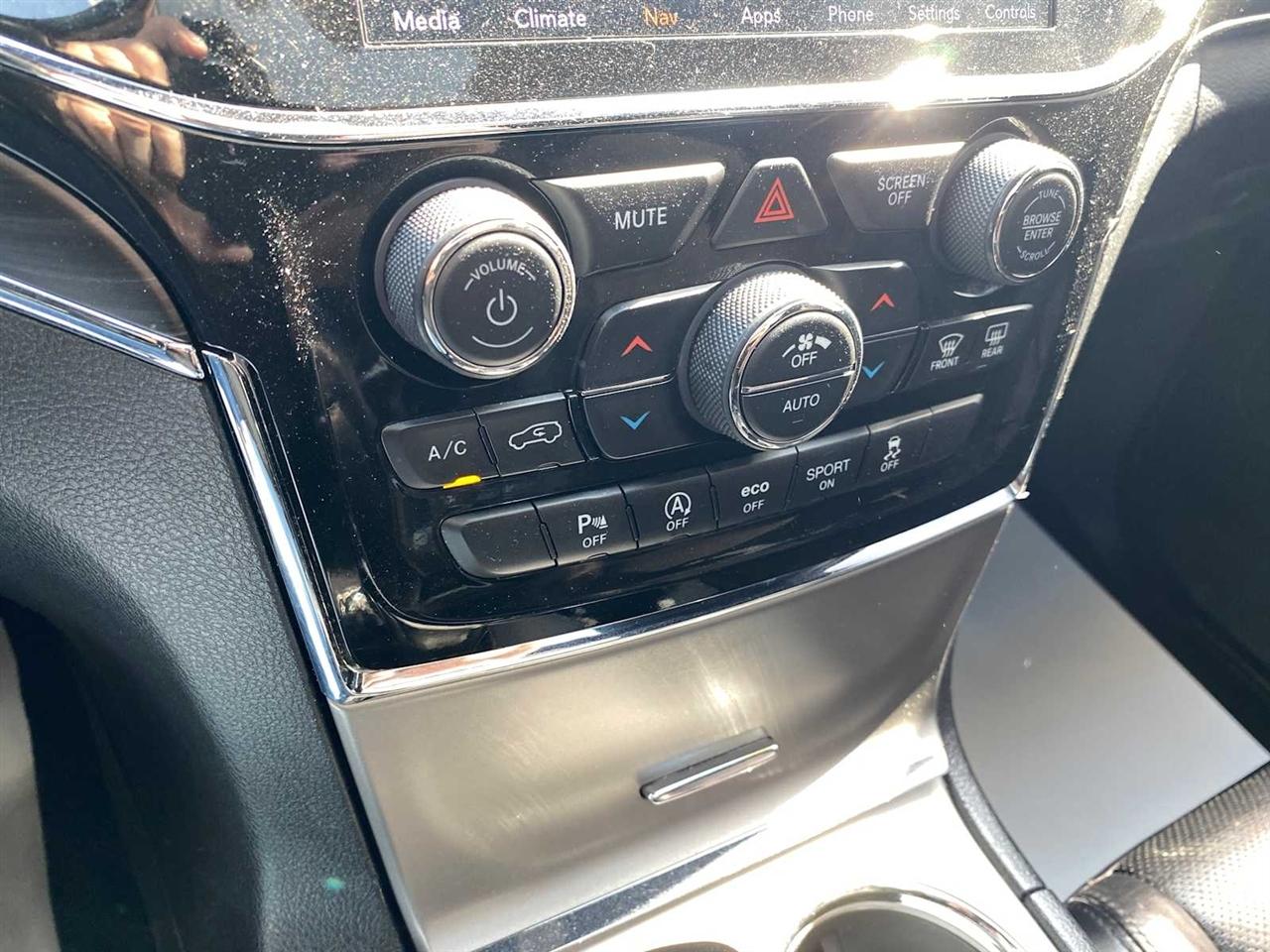 Jeep Grand Cherokee Limited 4WD 2021
