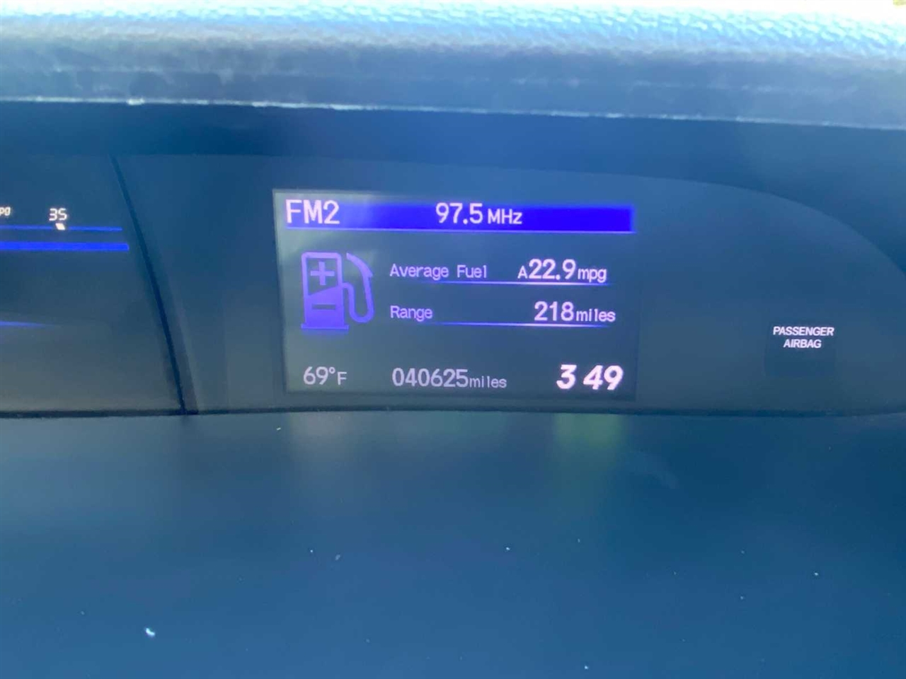 Honda Civic LX Coupe CVT 2015 Honda Civic LX Coupe CVT 2015