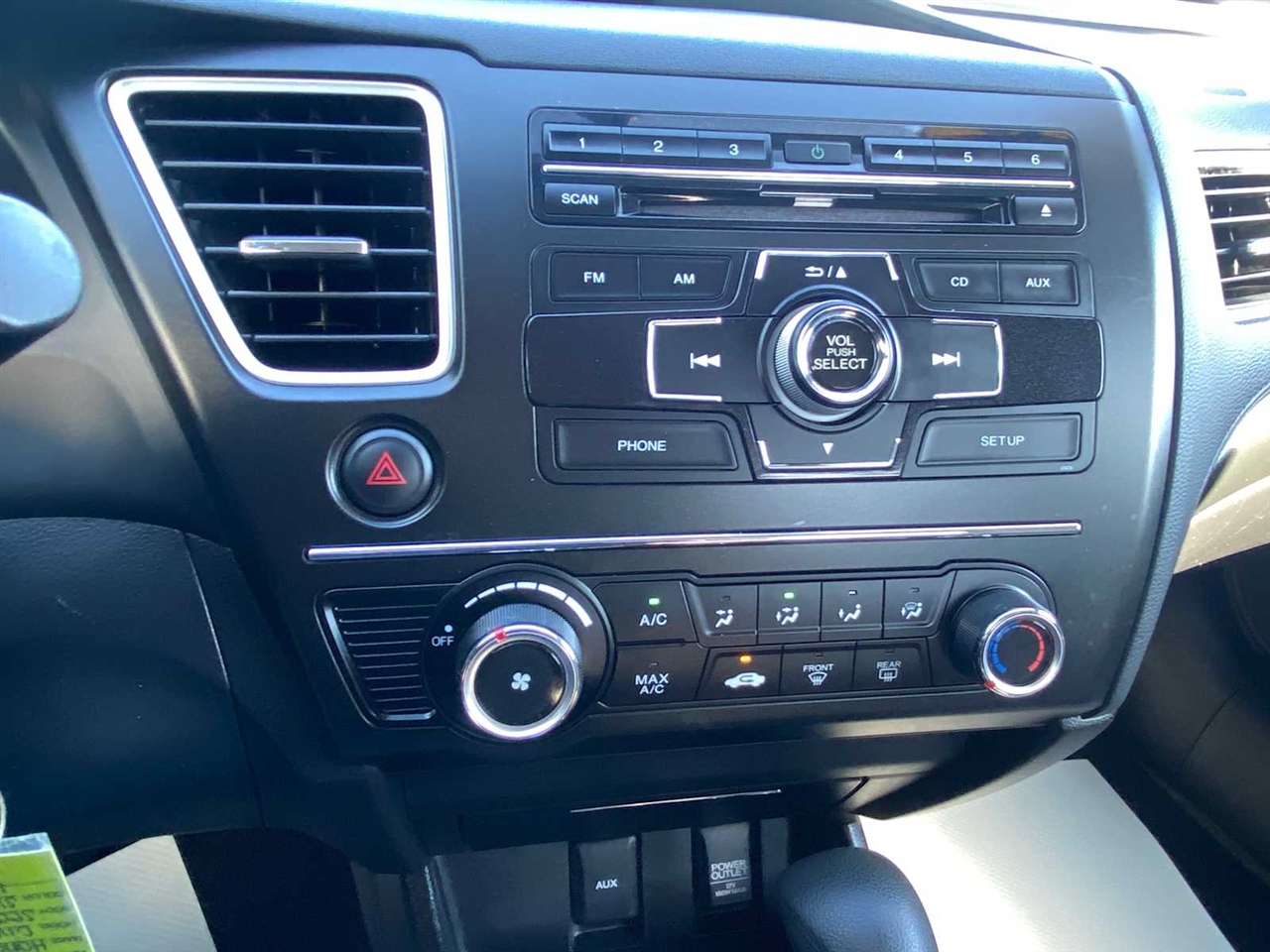 Honda Civic LX Coupe CVT 2015 Honda Civic LX Coupe CVT 2015