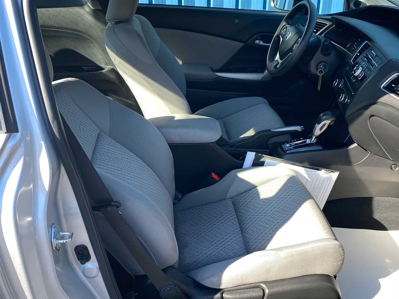 Honda Civic LX Coupe CVT 2015 Honda Civic LX Coupe CVT 2015