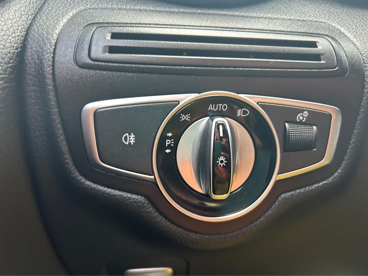 Mercedes-Benz C-Class C300 4MATIC Coupe 2017 Mercedes-Benz C-Class C300 4MATIC Coupe 2017