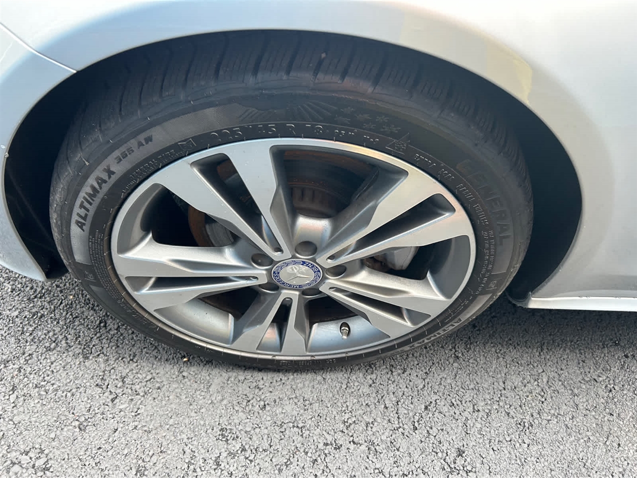 Mercedes-Benz C-Class C300 4MATIC Coupe 2017 Mercedes-Benz C-Class C300 4MATIC Coupe 2017