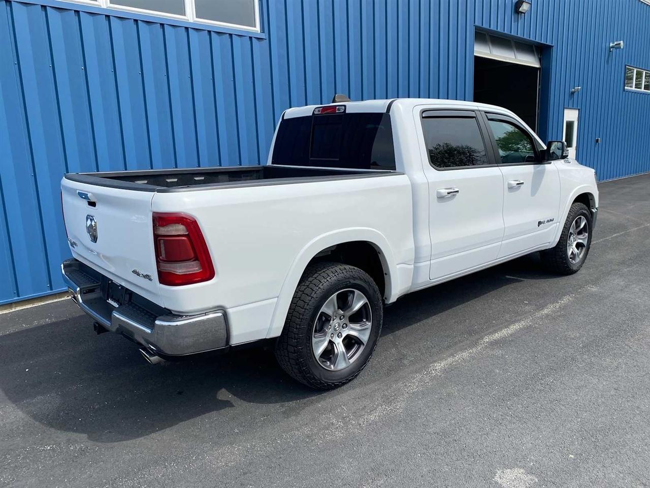 RAM 1500 Laramie Crew Cab SWB 4WD 2022