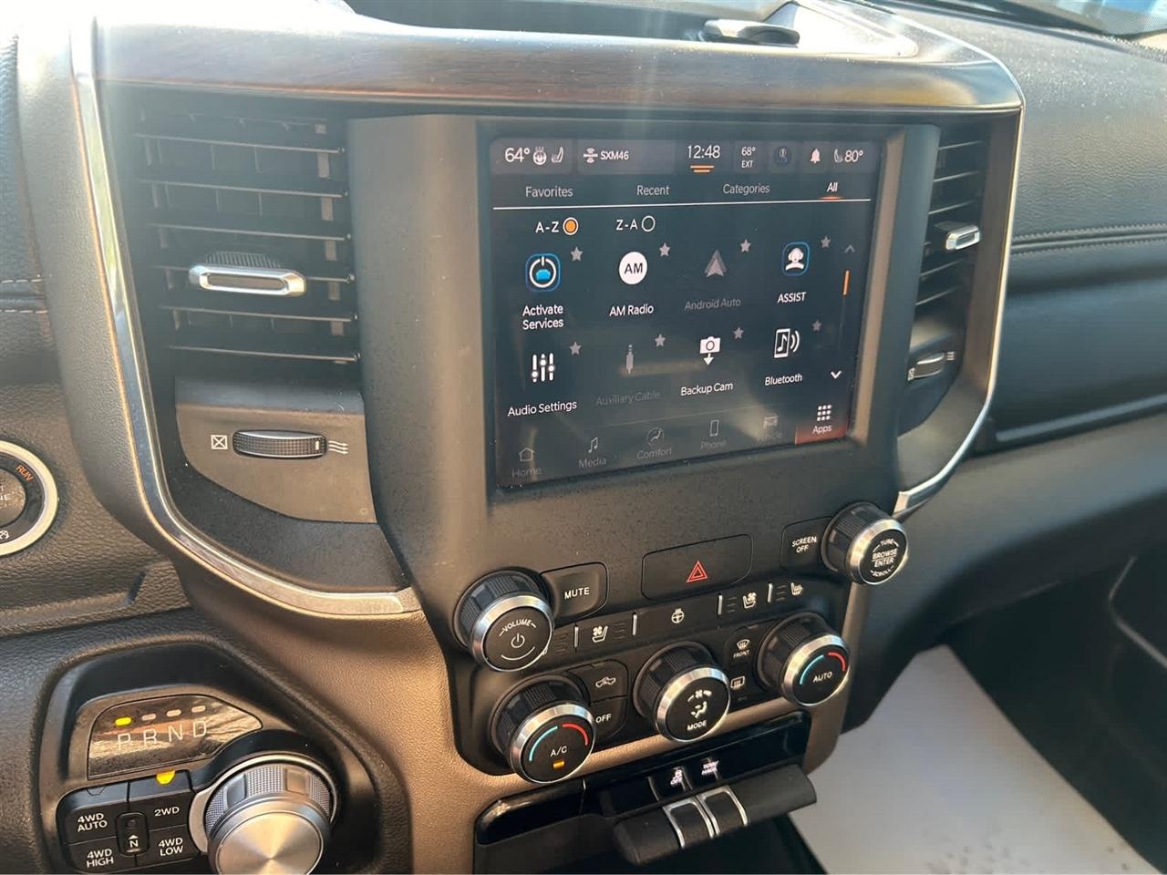 RAM 1500 Laramie Crew Cab SWB 4WD 2022