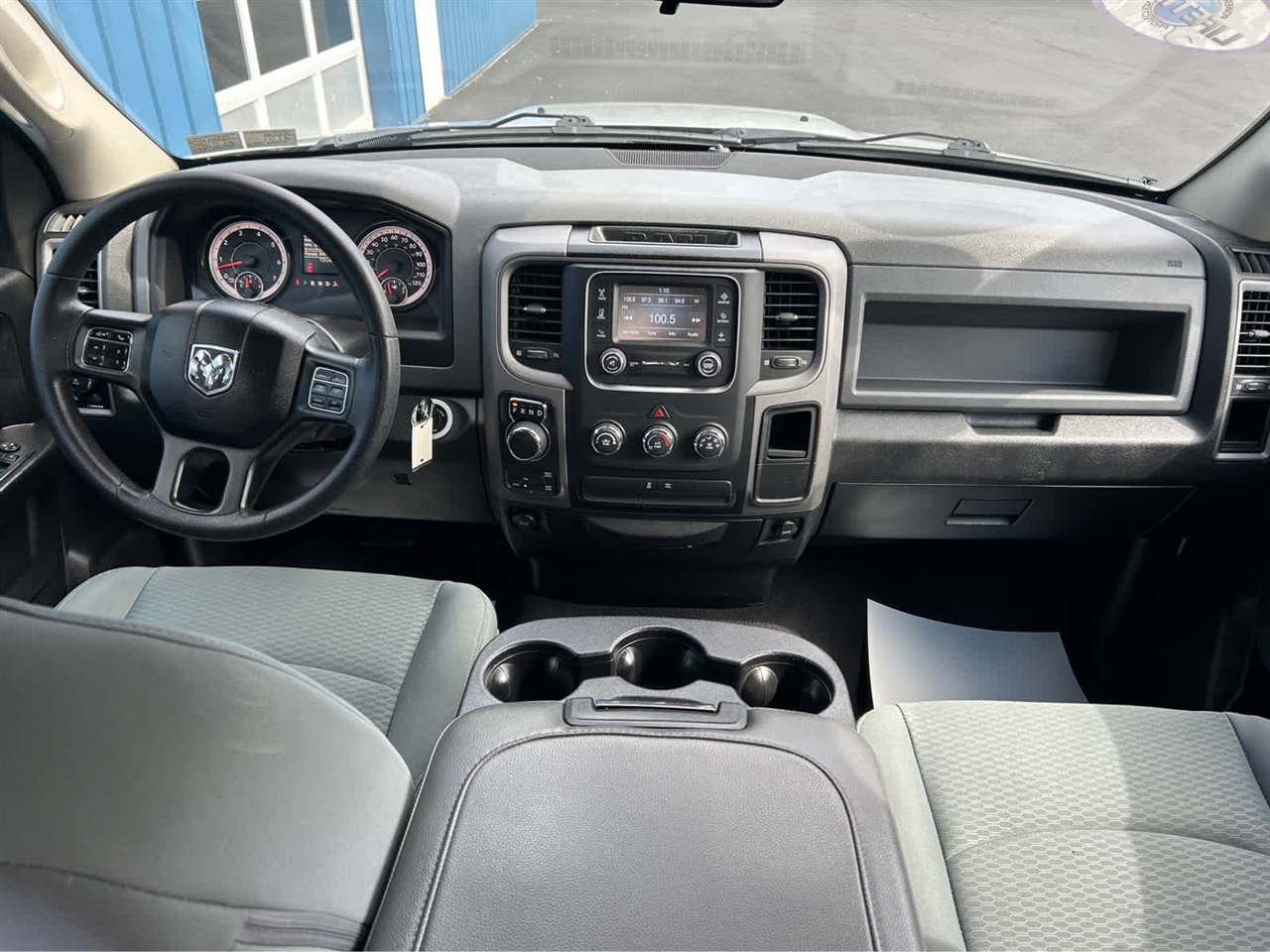 2018 Ram 1500 Express photo 8