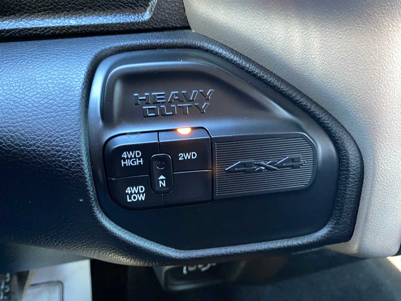 2021 Ram 2500 Laramie photo 28
