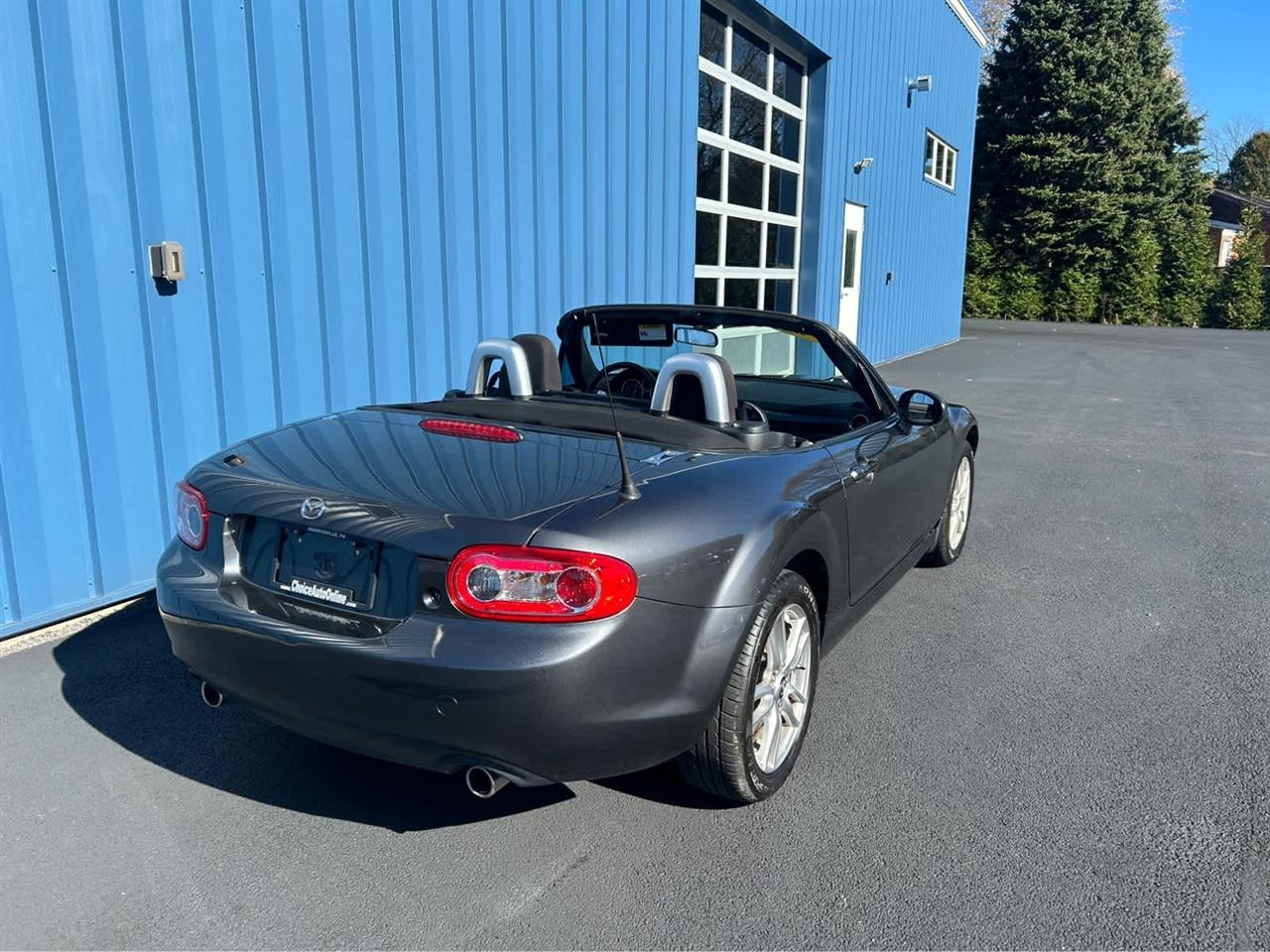 Mazda MX-5 Miata Sport AT 2015