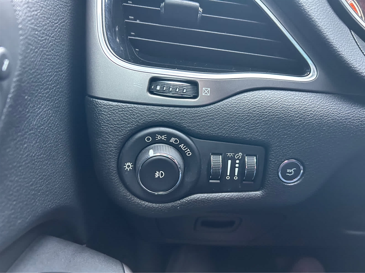 Jeep Cherokee Limited 4WD 2019 Jeep Cherokee Limited 4WD 2019