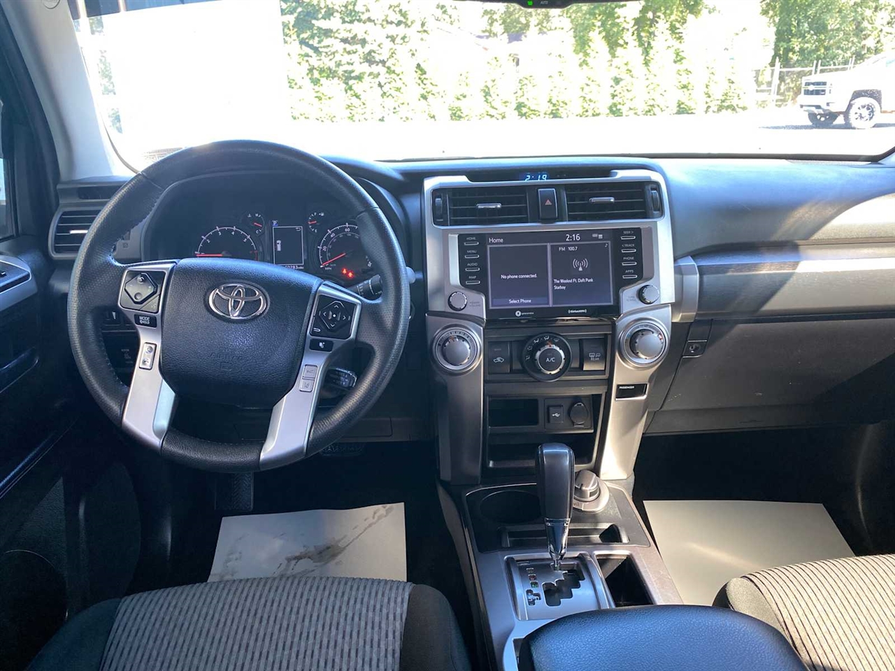 2023 Toyota 4Runner SR5 4WD photo 7