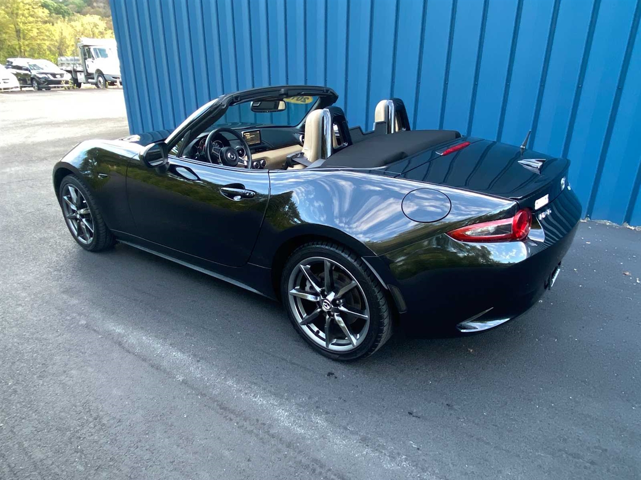 Mazda MX-5 Miata Grand Touring 6MT 2016