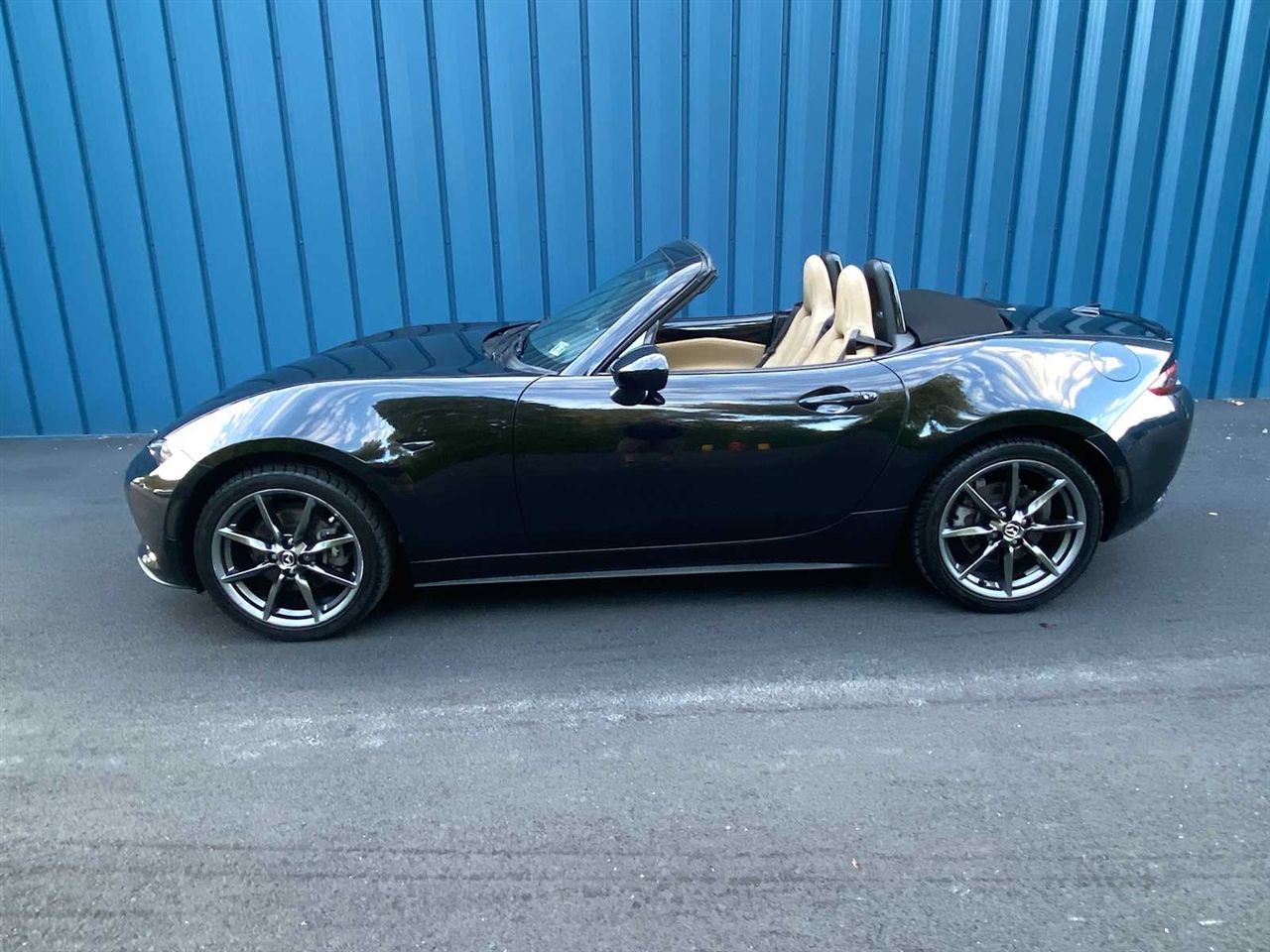 Mazda MX-5 Miata Grand Touring 6MT 2016