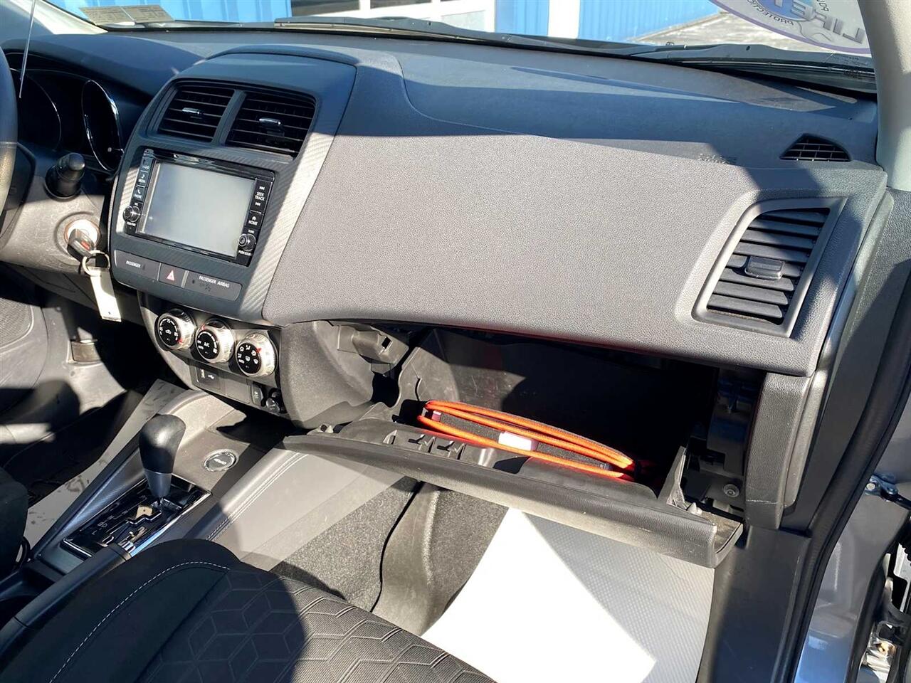 Mitsubishi Outlander Sport 2.0 ES AWD 2021