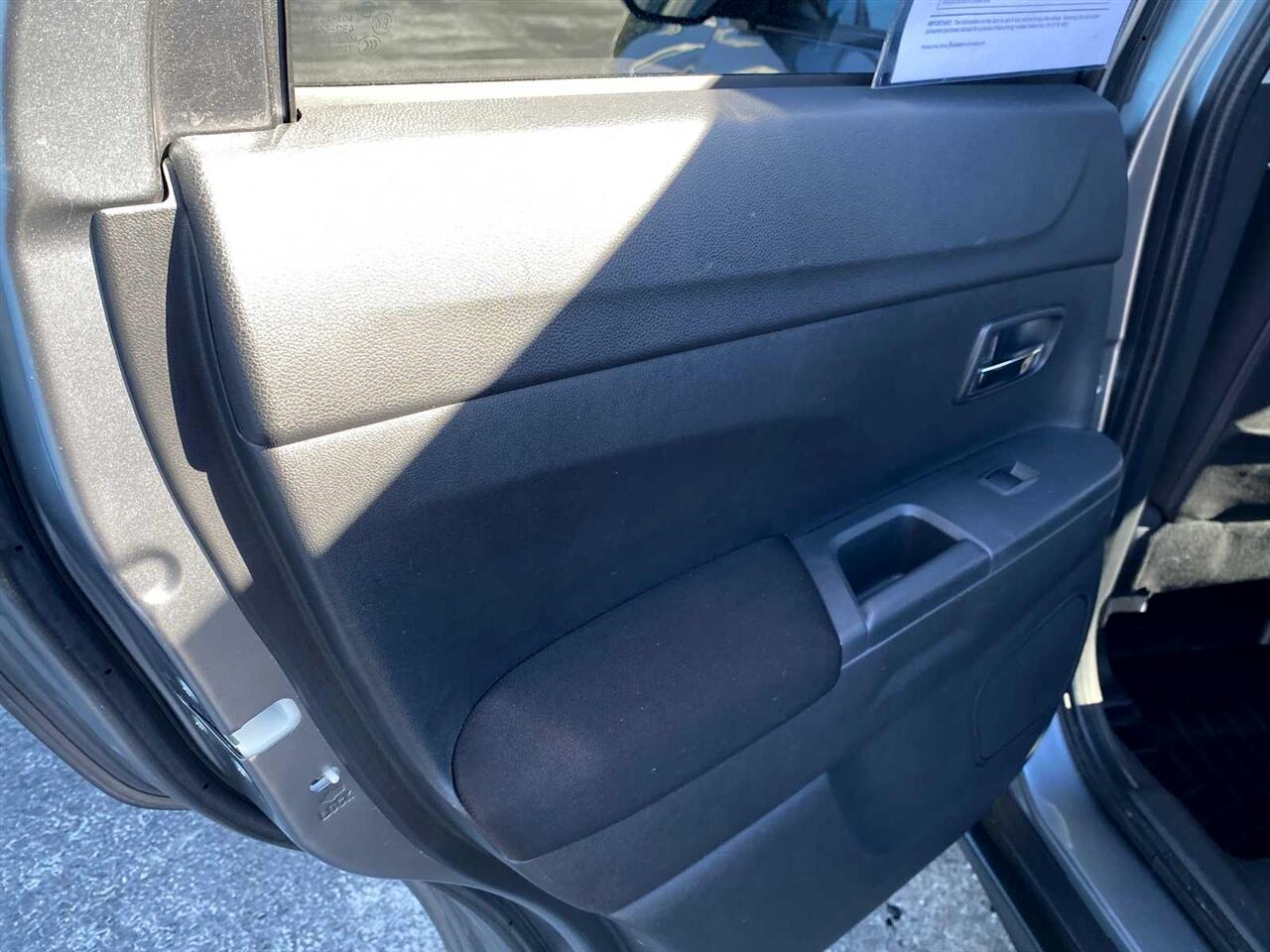 Mitsubishi Outlander Sport 2.0 ES AWD 2021