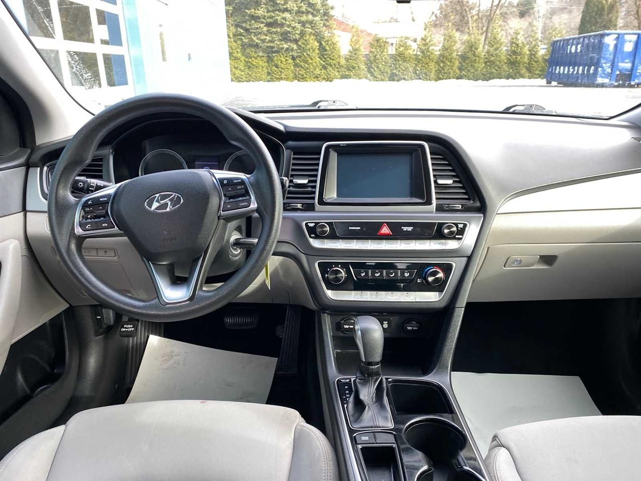 Hyundai Sonata SE 2018