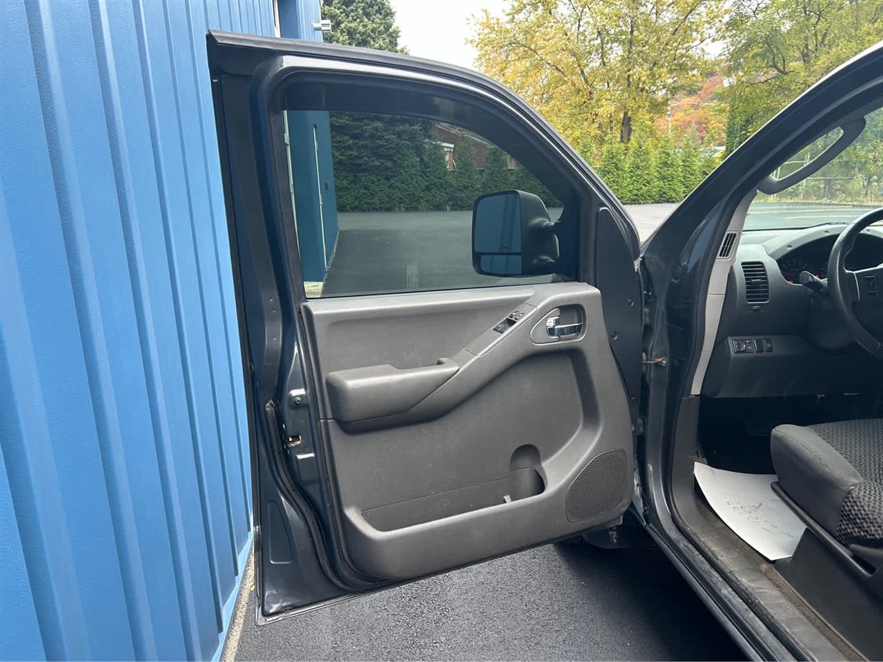 Nissan Frontier 4WD King Cab Auto SV 2011 Nissan Frontier 4WD King Cab Auto SV 2011