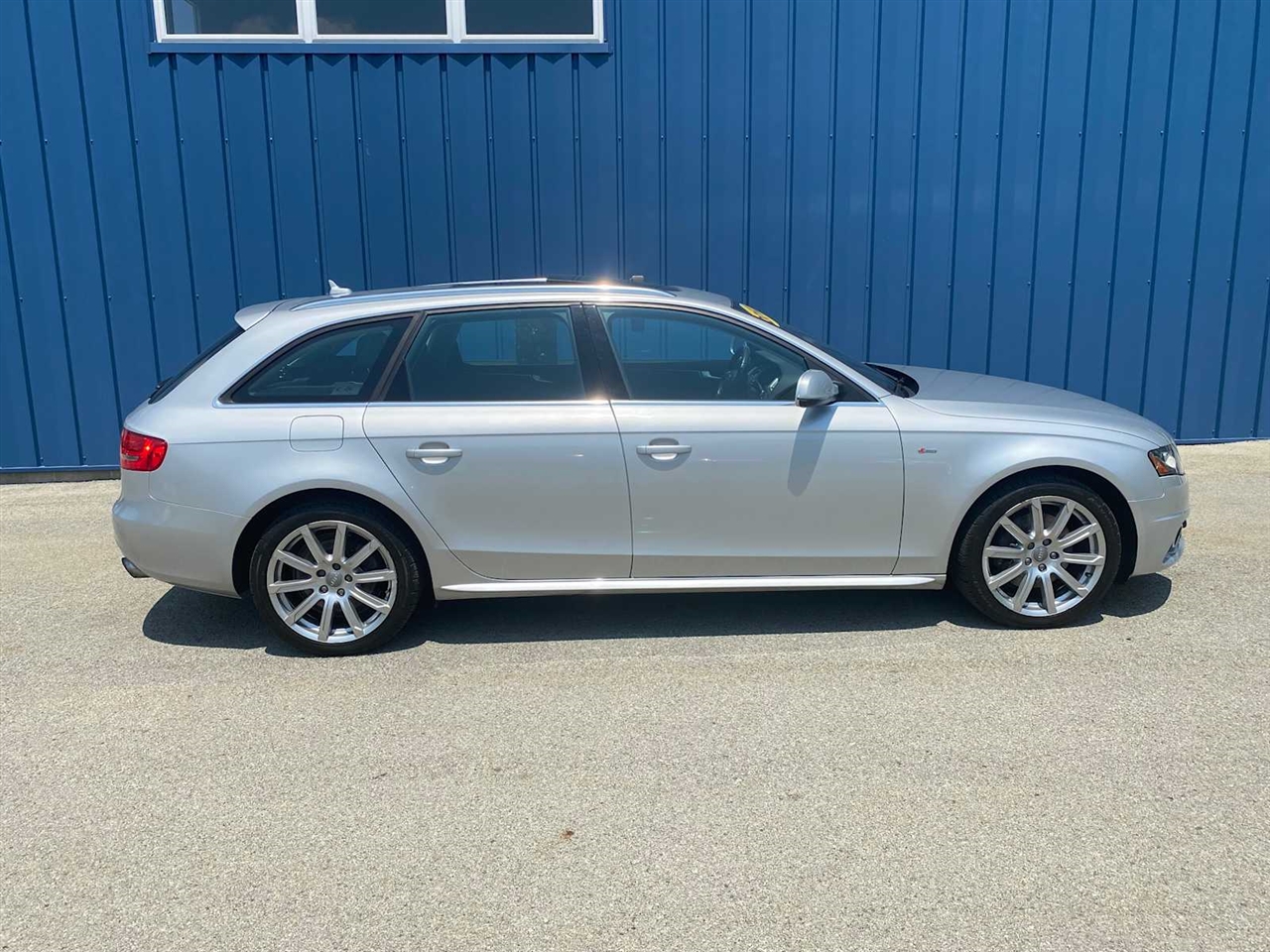 Audi A4 Avant 2.0T quattro Tiptronic 2012