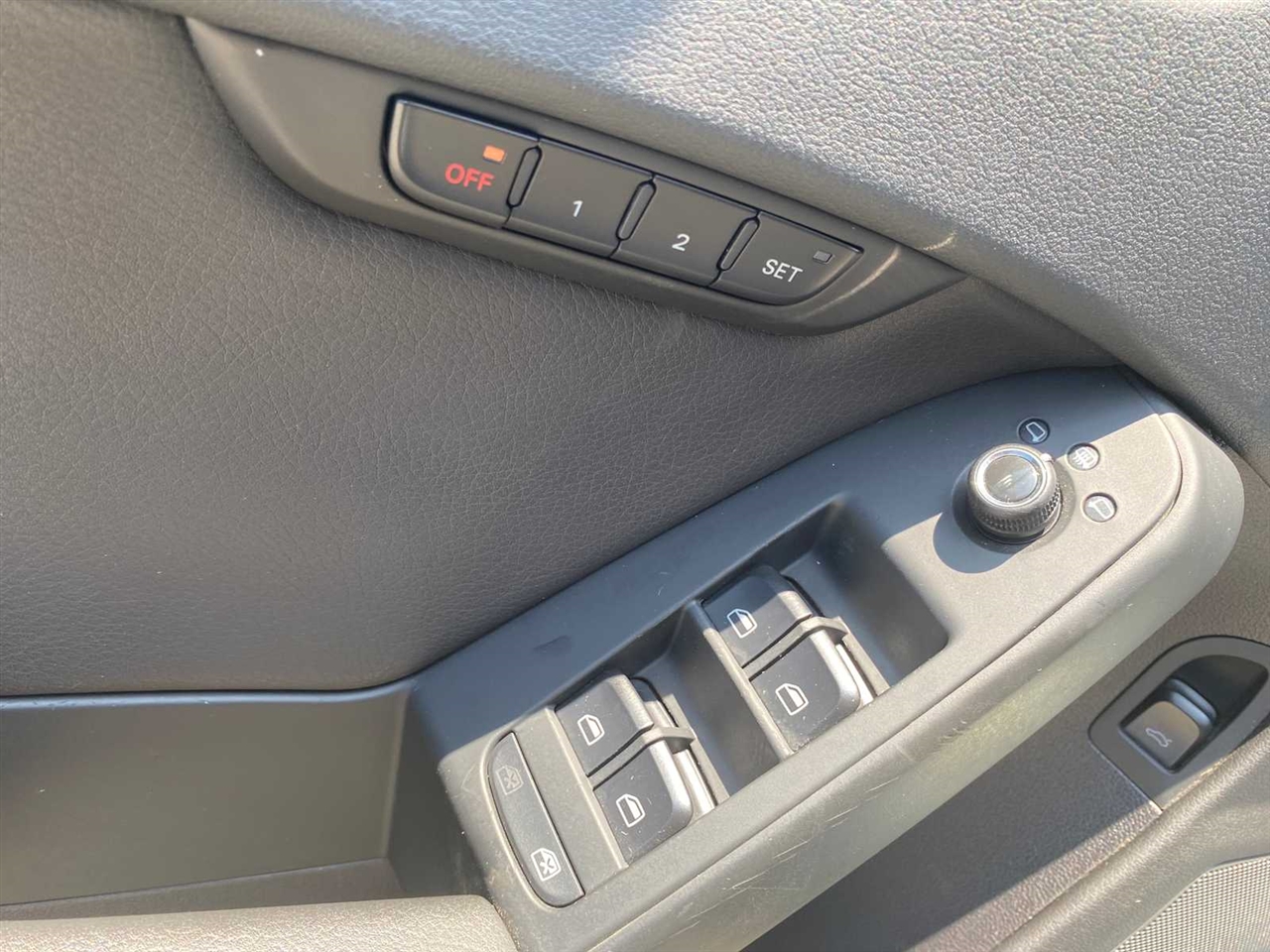 Audi A4 Avant 2.0T quattro Tiptronic 2012