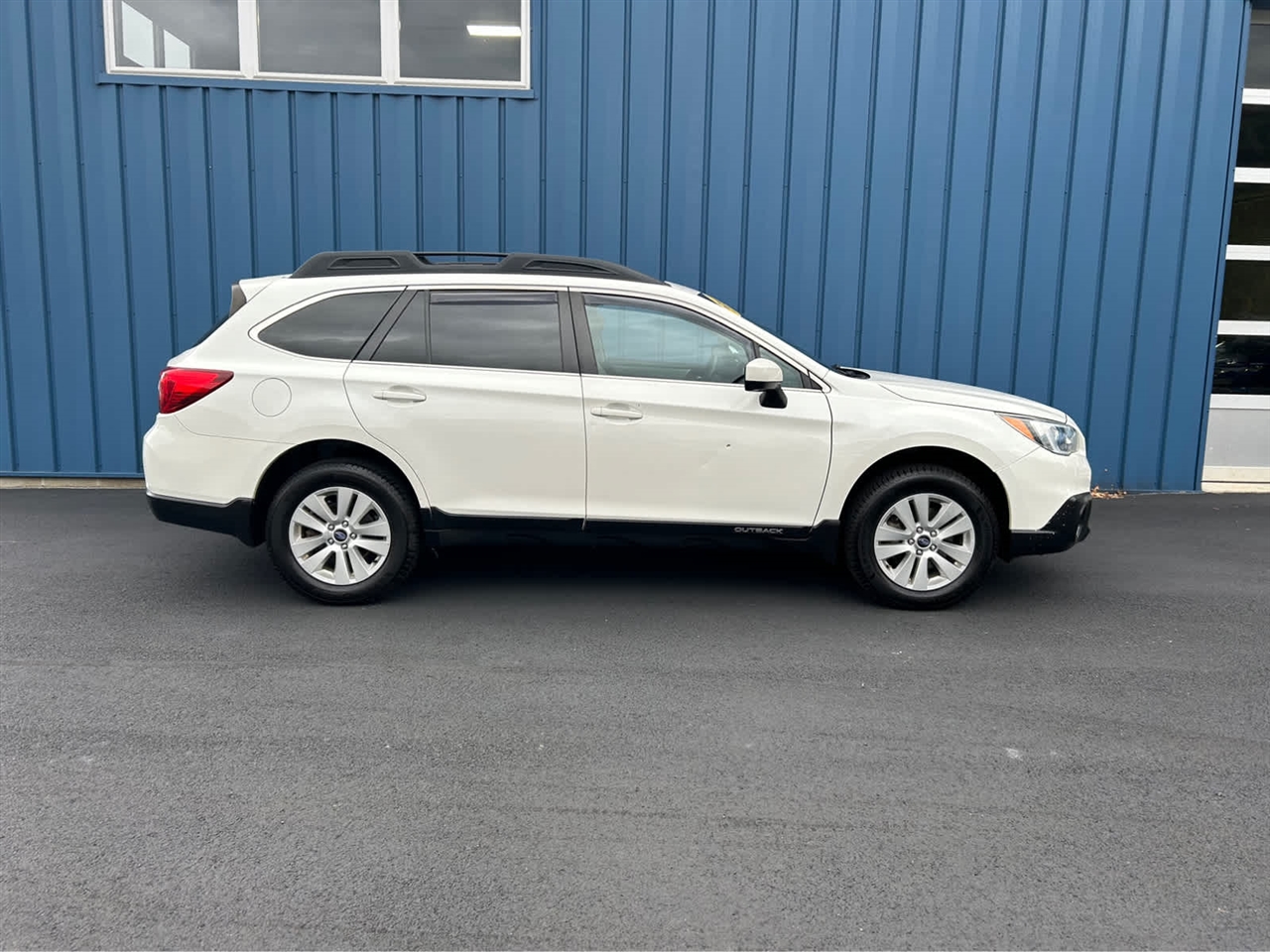 Subaru Outback 2.5i Premium 2017 Subaru Outback 2.5i Premium 2017