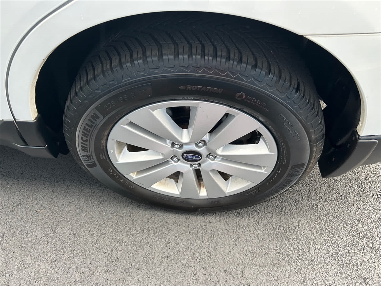 Subaru Outback 2.5i Premium 2017 Subaru Outback 2.5i Premium 2017