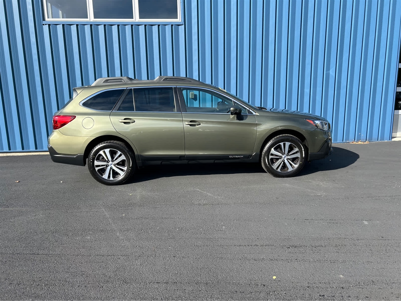 Subaru Outback 2.5i Limited 2018 Subaru Outback 2.5i Limited 2018