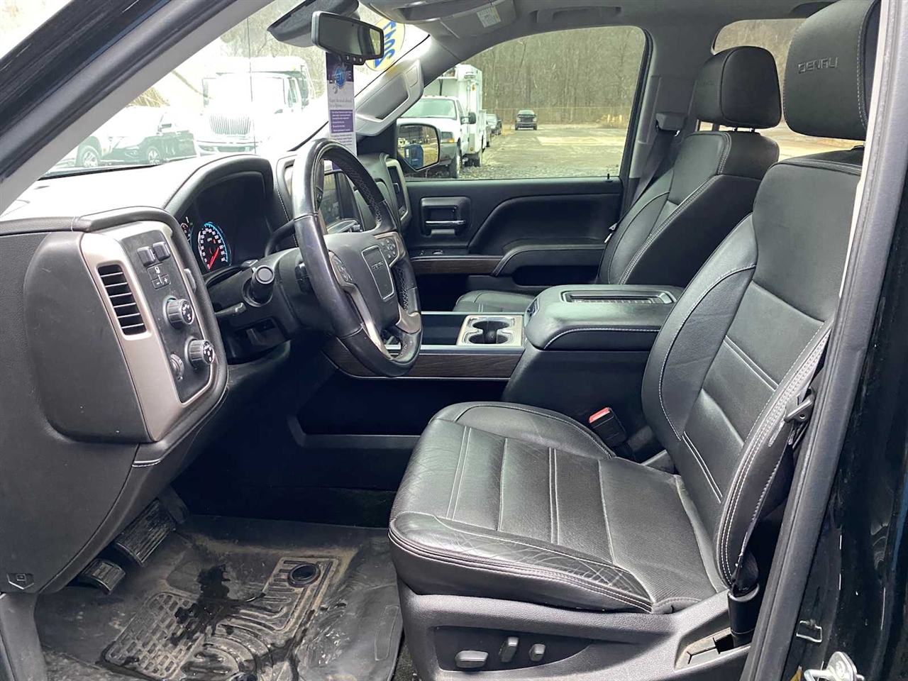 GMC Sierra 1500 Denali Crew Cab 4WD 2017