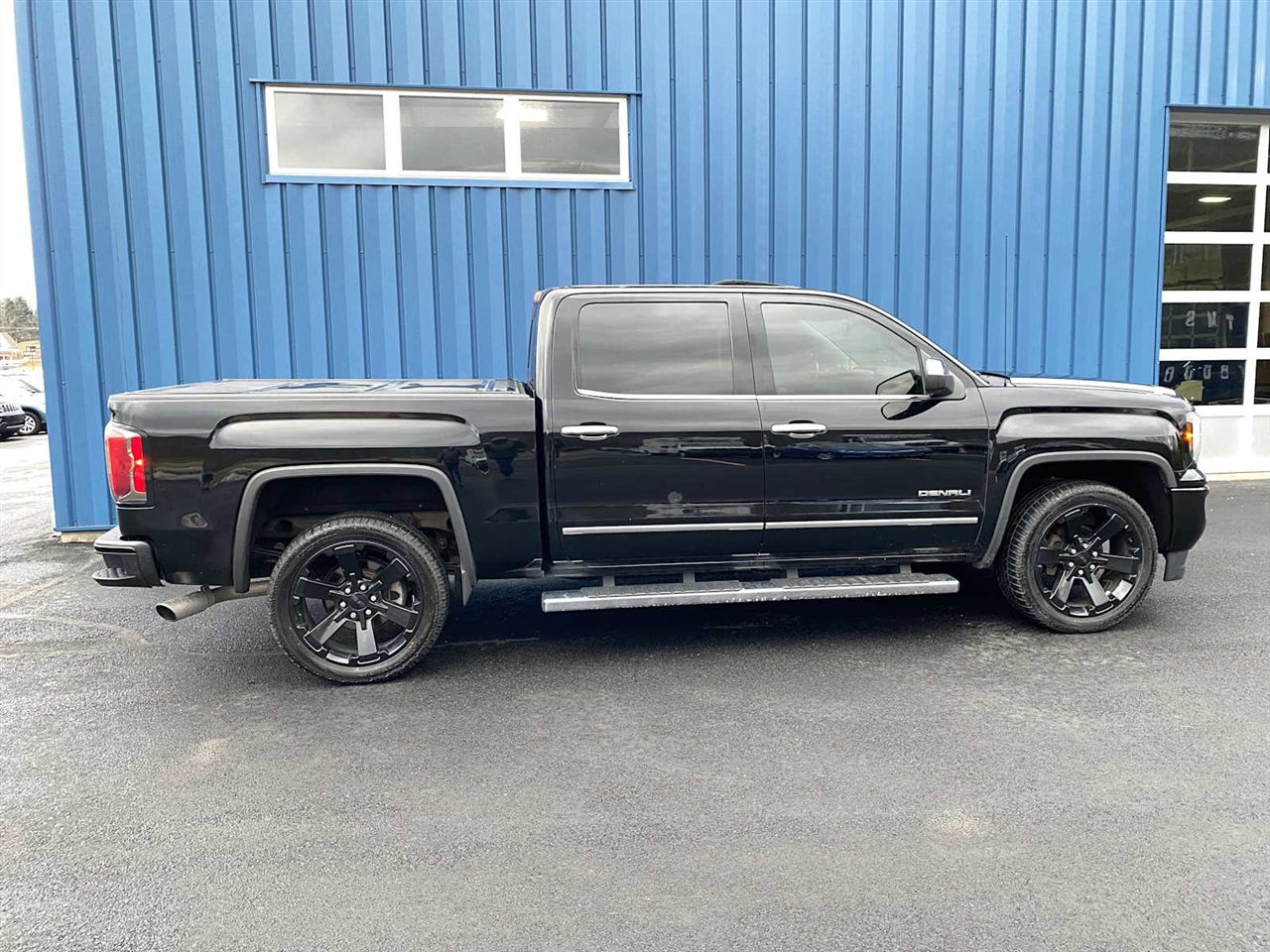 GMC Sierra 1500 Denali Crew Cab 4WD 2017