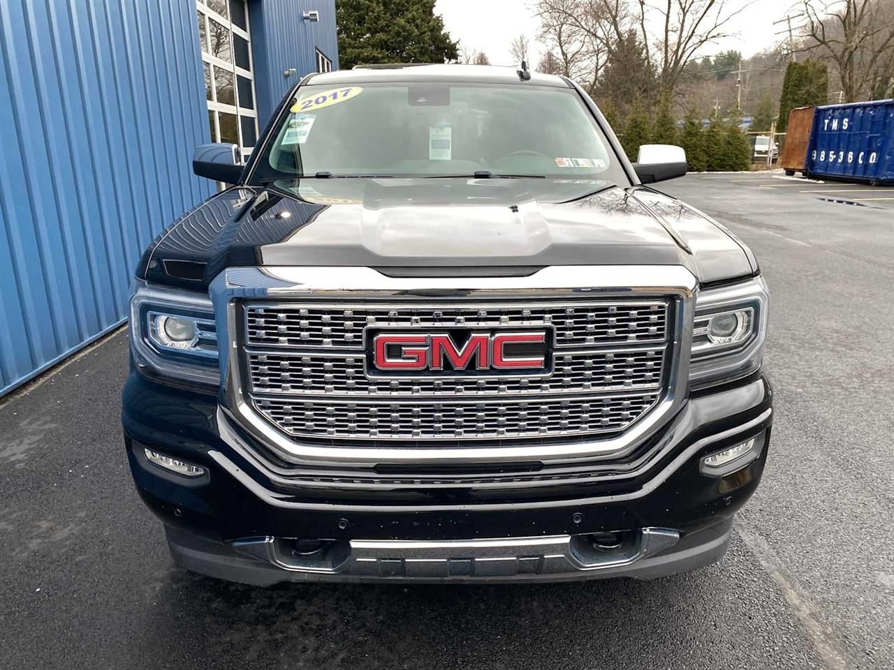 GMC Sierra 1500 Denali Crew Cab 4WD 2017