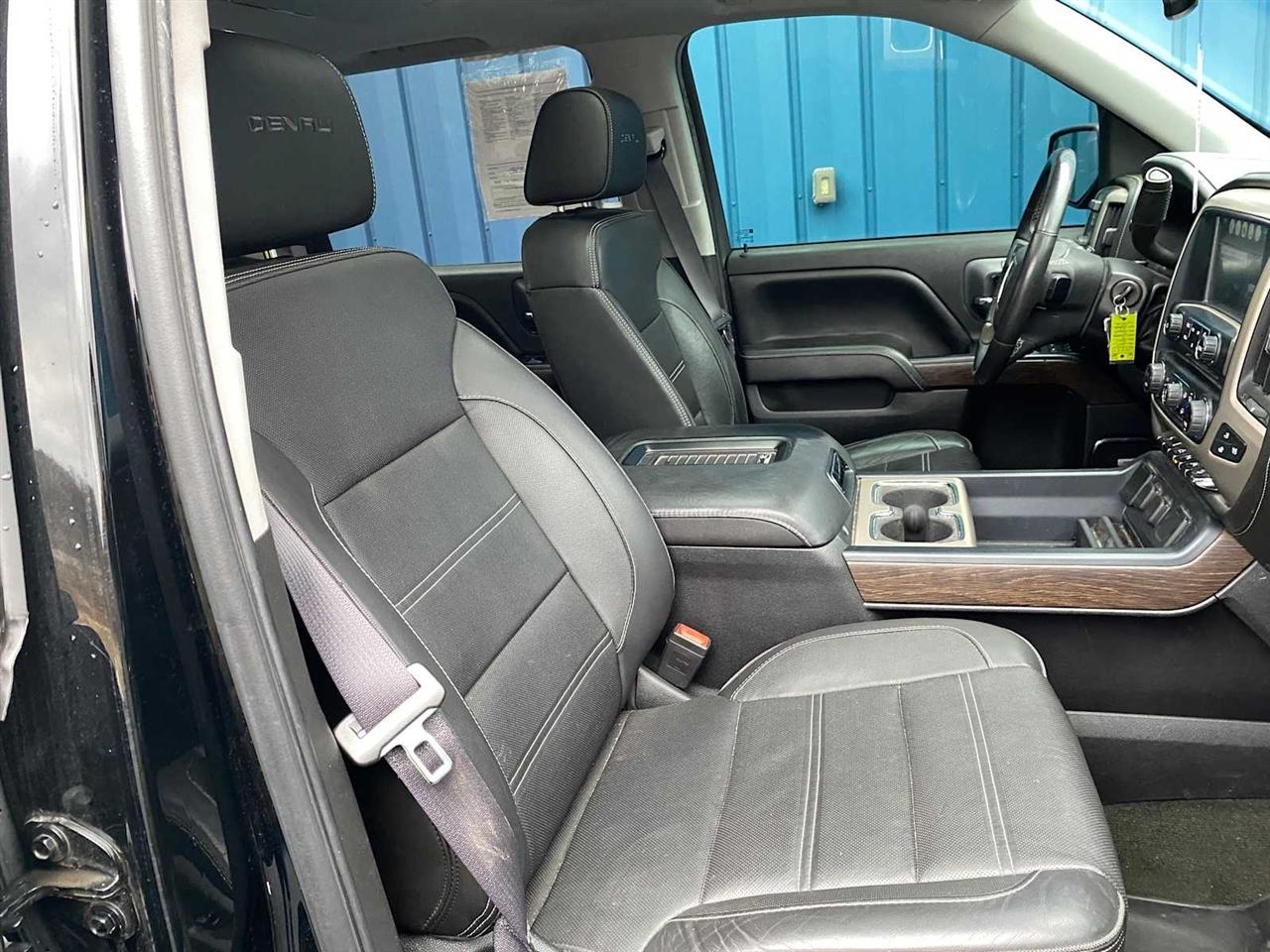 GMC Sierra 1500 Denali Crew Cab 4WD 2017