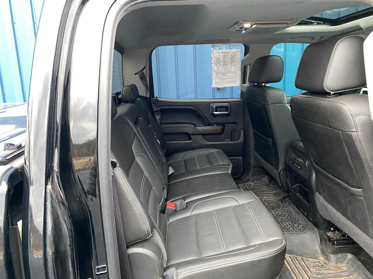 GMC Sierra 1500 Denali Crew Cab 4WD 2017