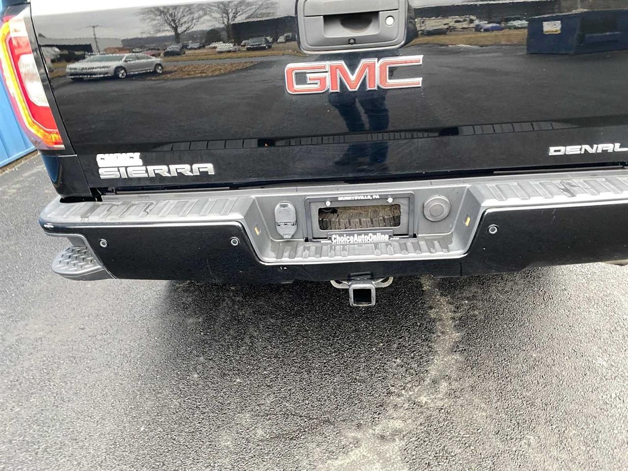 GMC Sierra 1500 Denali Crew Cab 4WD 2017