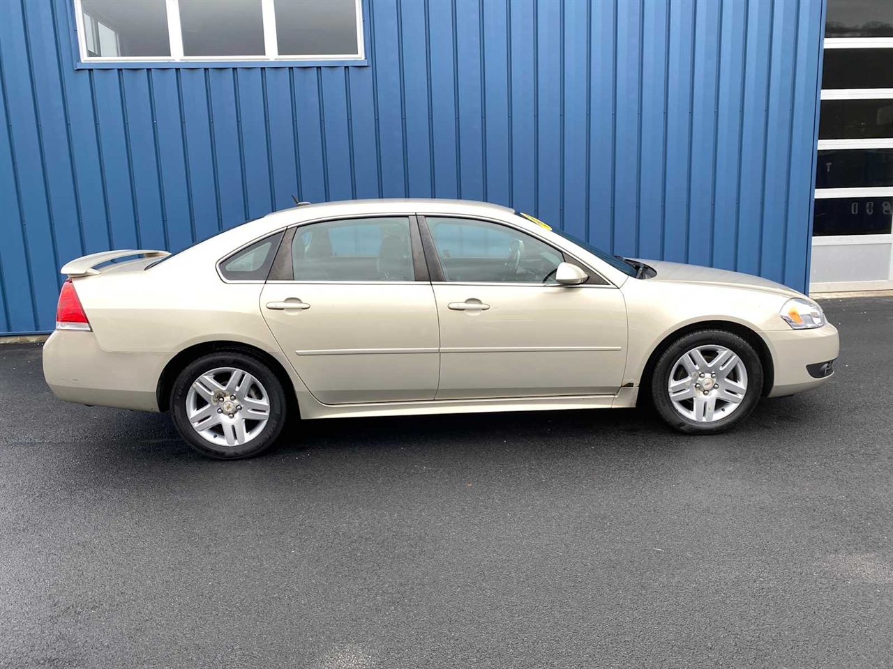 Chevrolet Impala LT 2011