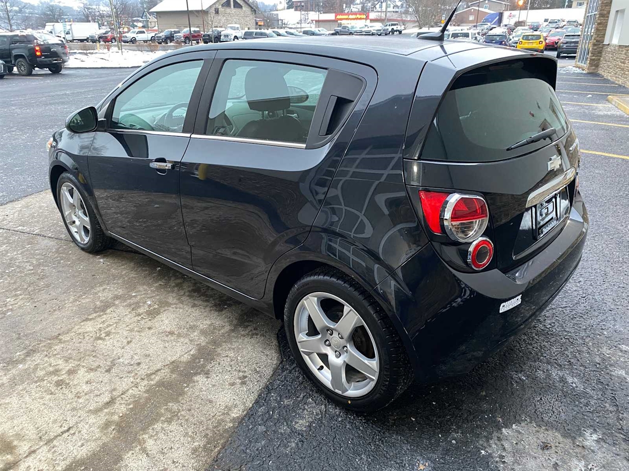 Chevrolet Sonic LTZ Auto 5-Door 2013