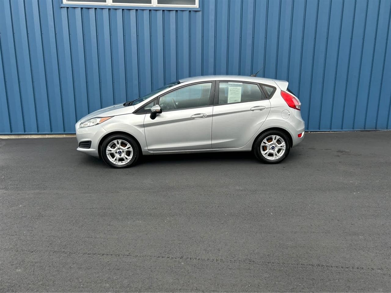 Ford Fiesta SE Hatchback 2014