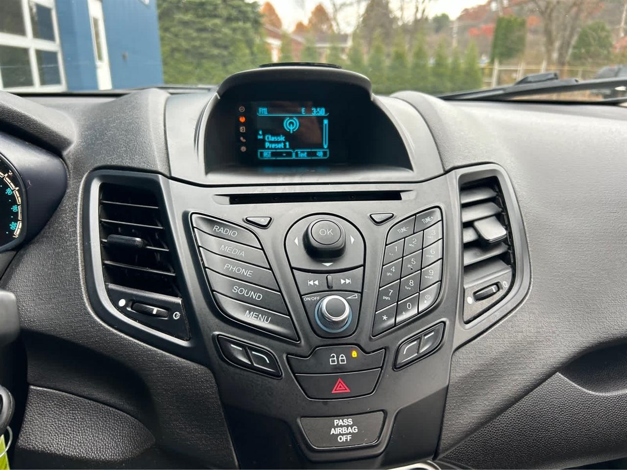 Ford Fiesta SE Hatchback 2014