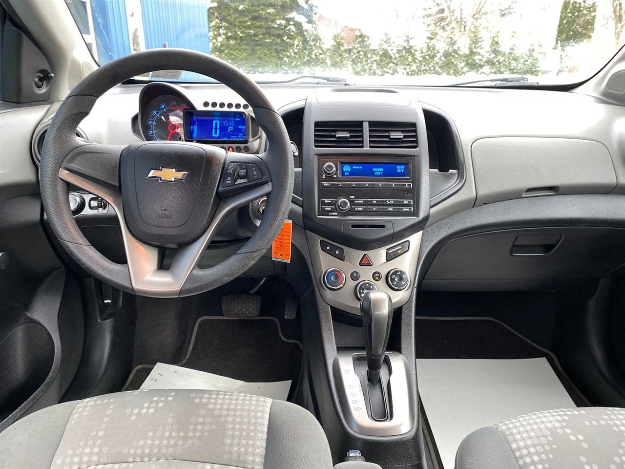 Chevrolet Sonic LS Auto Sedan 2013