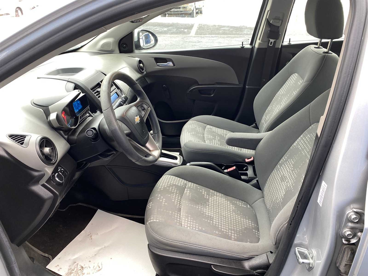 Chevrolet Sonic LS Auto Sedan 2013