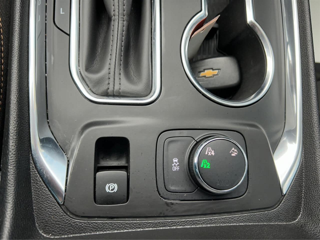 Chevrolet Traverse LT 4D SUV AWD 2019