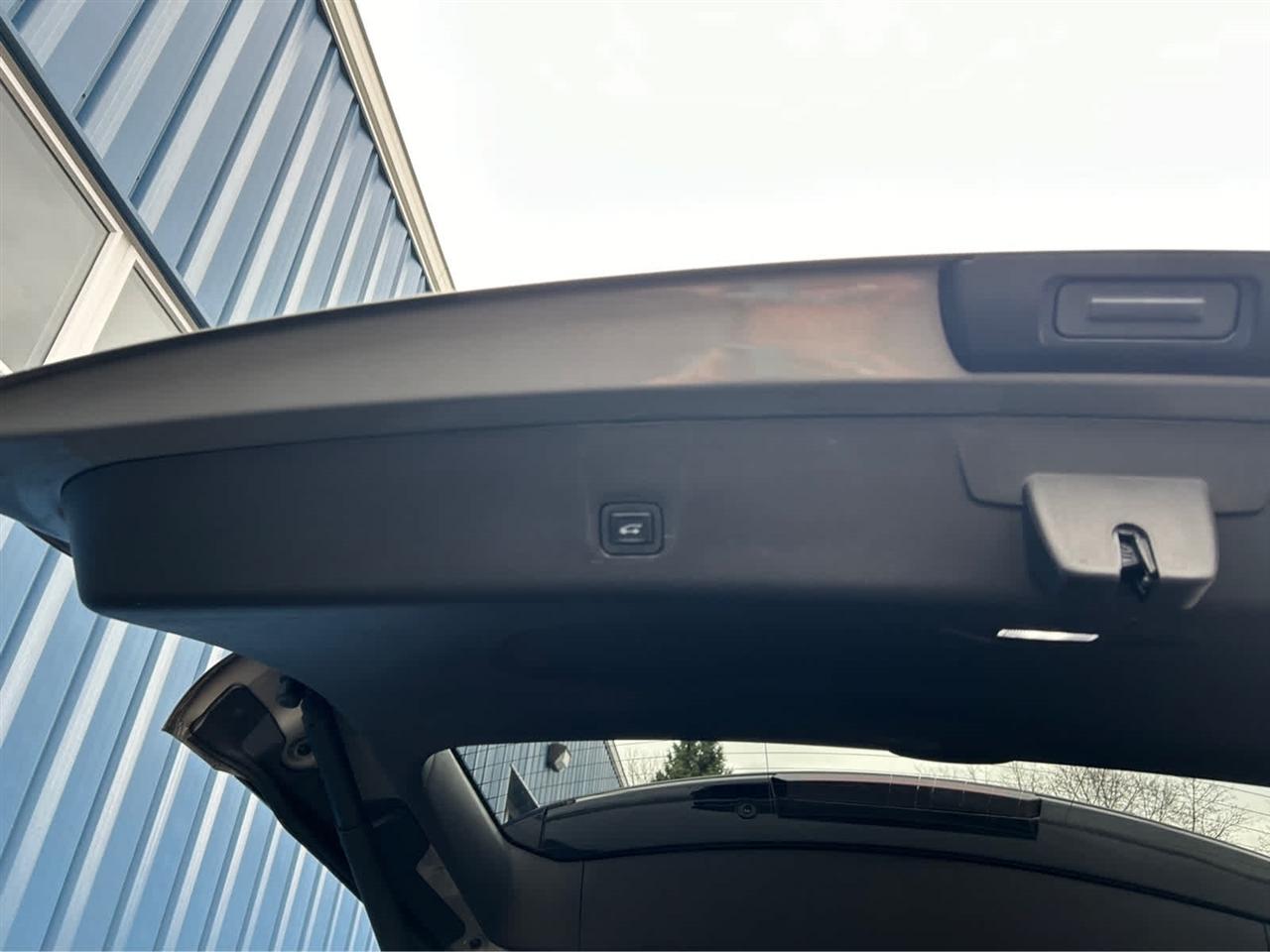 Chevrolet Traverse LT 4D SUV AWD 2019