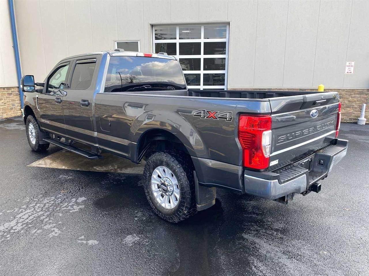 Ford F-250 SD XLT Crew Cab 4WD 2020