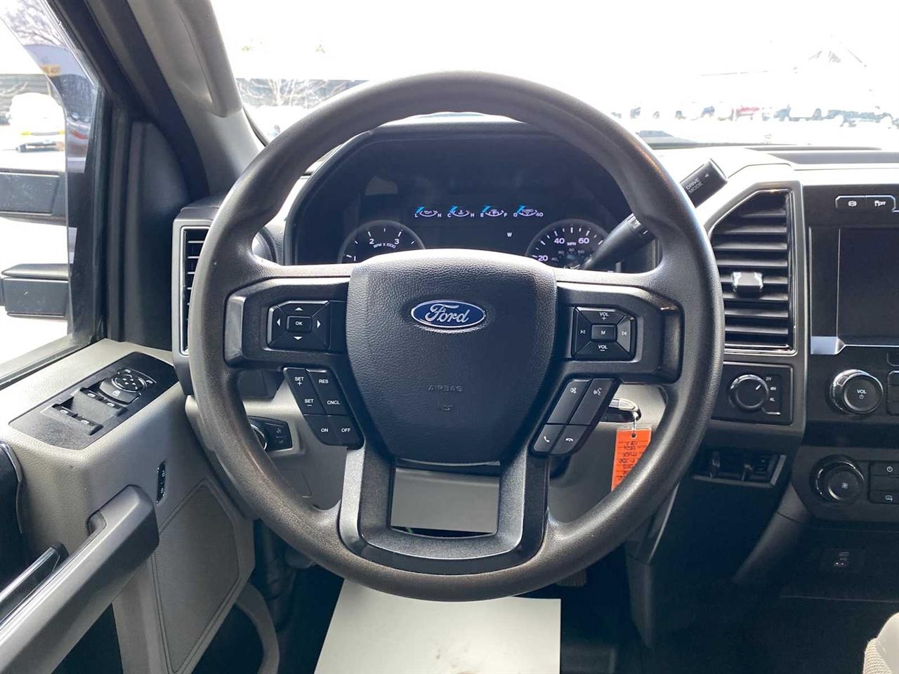 Ford F-250 SD XLT Crew Cab 4WD 2020