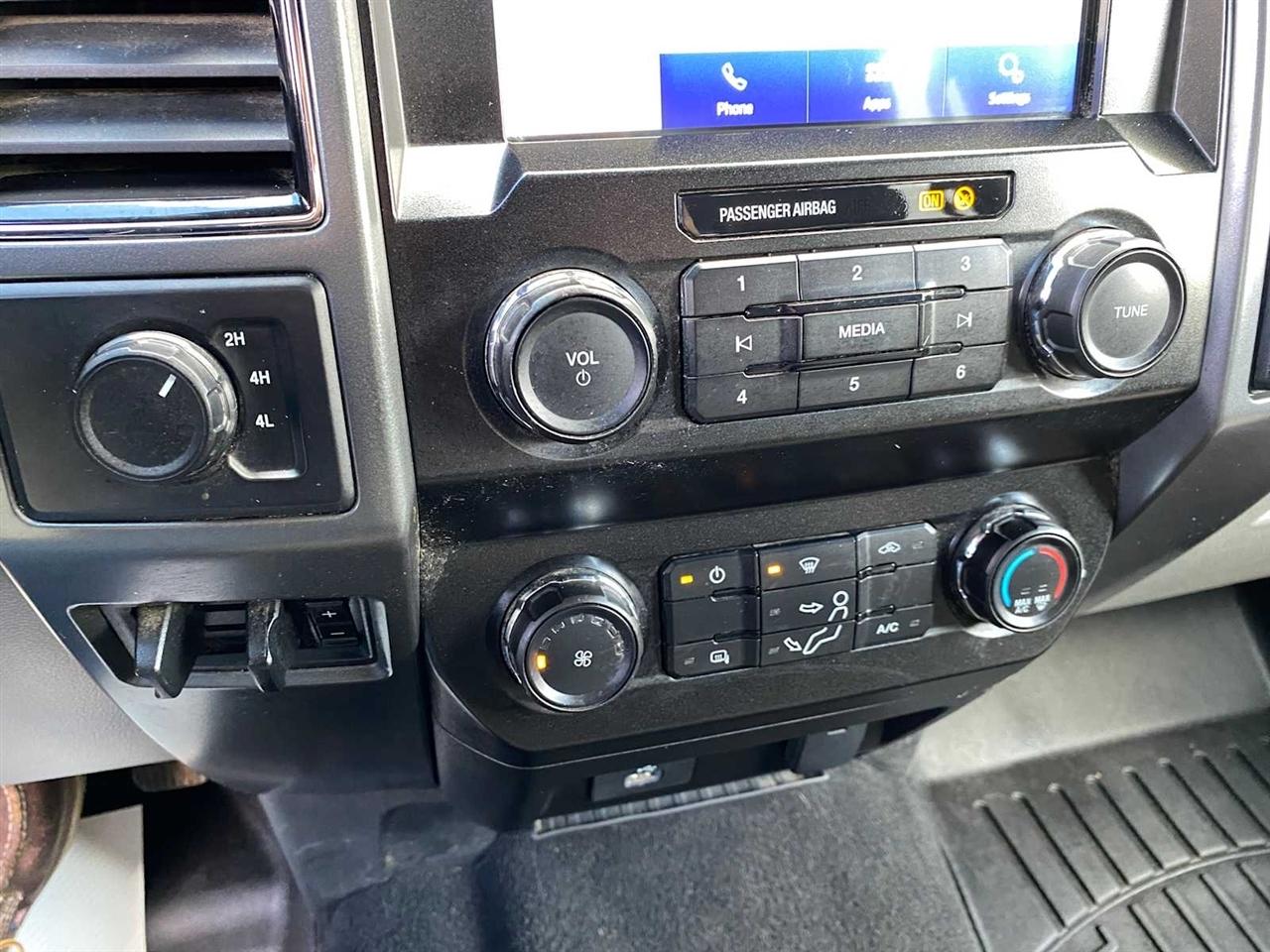 Ford F-250 SD XLT Crew Cab 4WD 2020