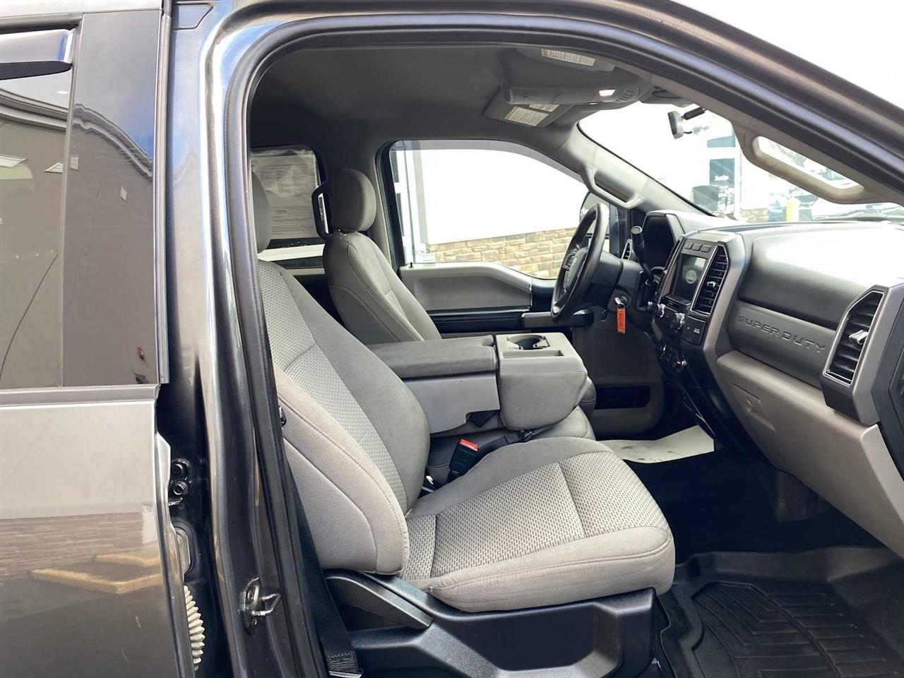 Ford F-250 SD XLT Crew Cab 4WD 2020