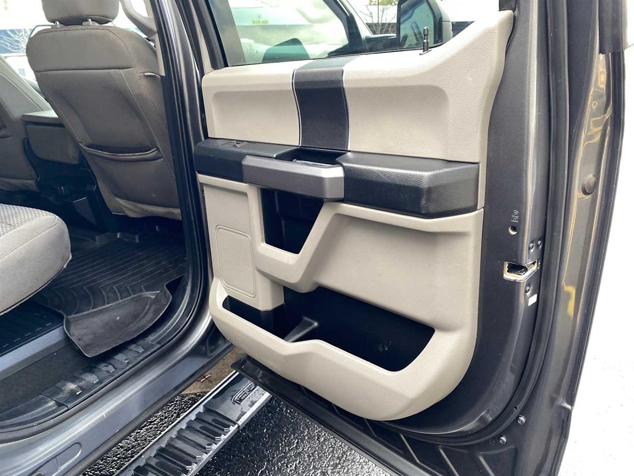 Ford F-250 SD XLT Crew Cab 4WD 2020